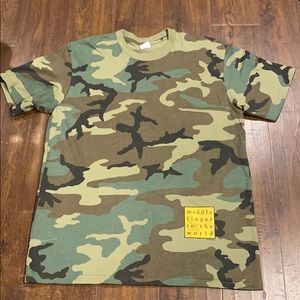 Supreme Tshirt *NEW*